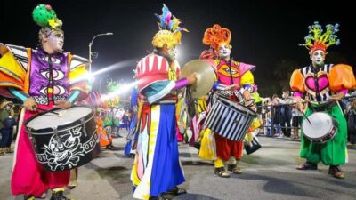 desfile inaugural de carnaval uruguay